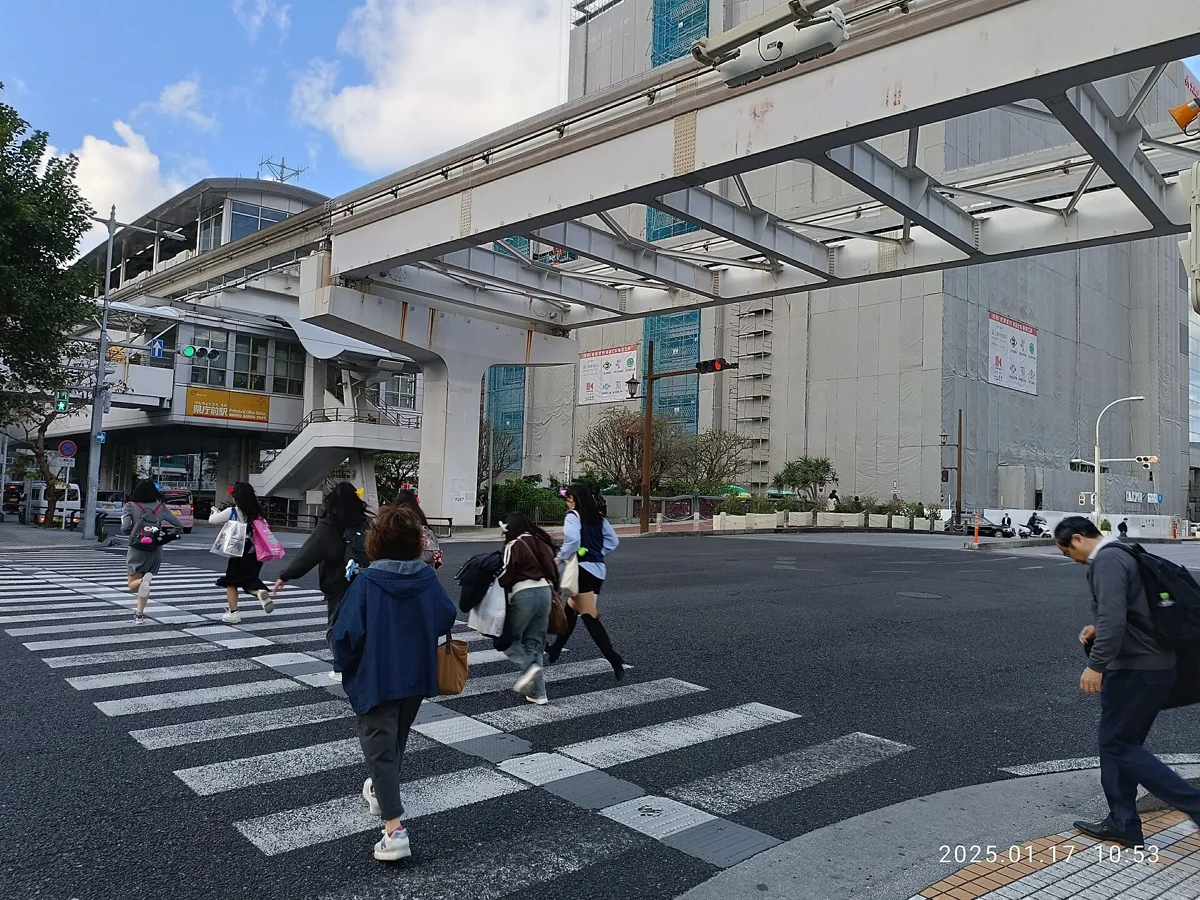 JP 日本 Japan 沖繩 OKINAWA 那霸 Naha 國際通 Kokusai-dori 久茂地 Chome Kumoji January 2025 R12S 17