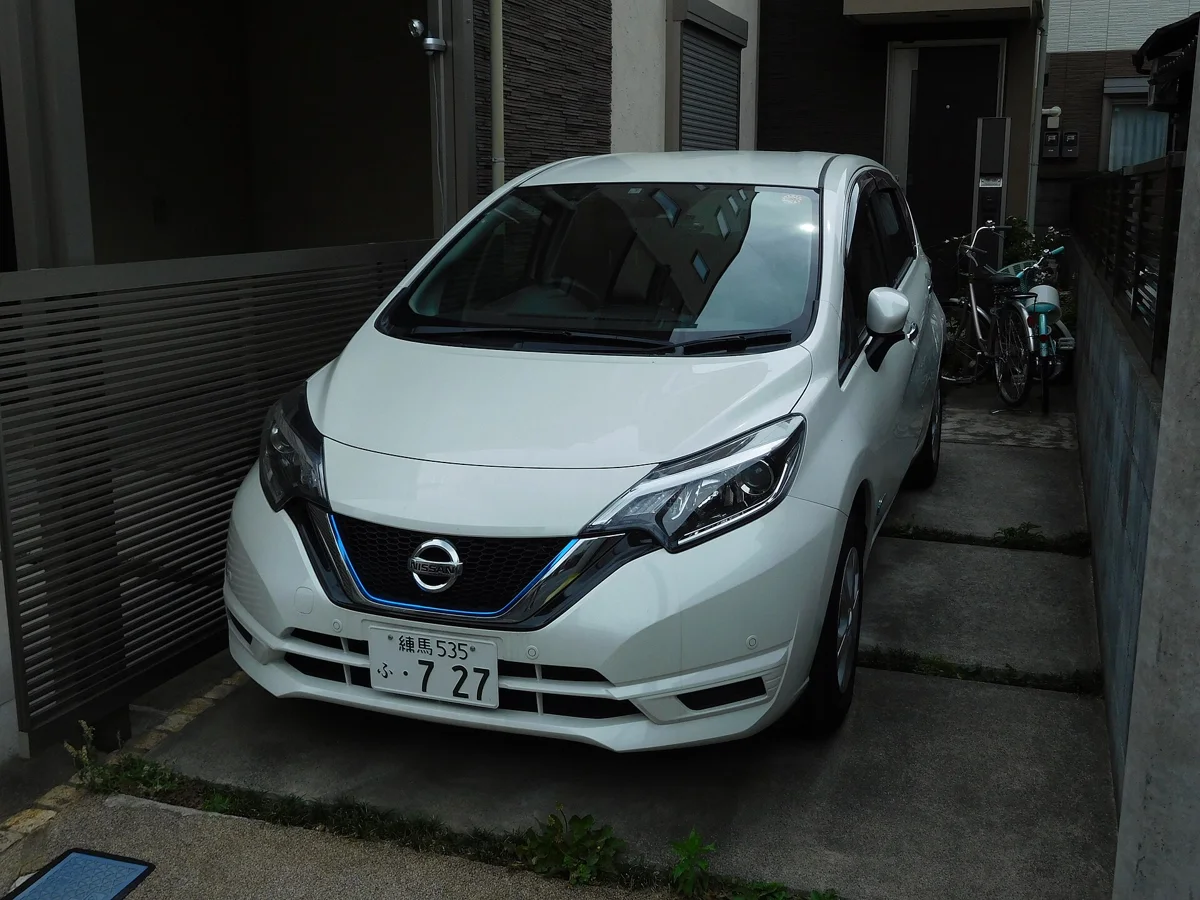 Nissan Note e-Power, Nishigahara, Kita-ku, Tokyo, Japan