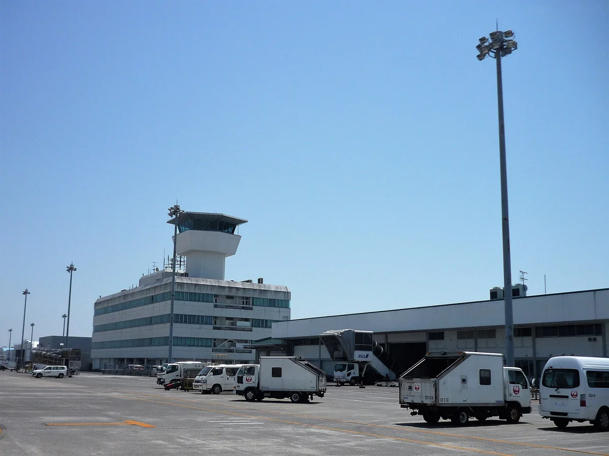 Kagoshima Airport terminal and control tower