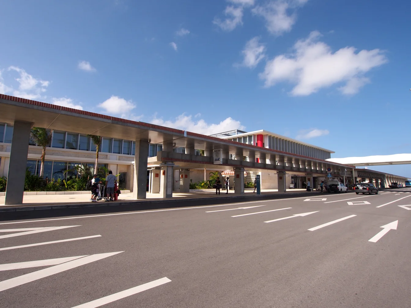 New Ishigaki Airport terminal frontage